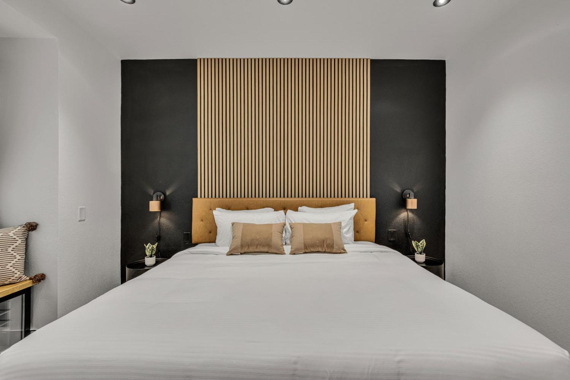 בנטונוויל The Block Hotel מראה חיצוני תמונה