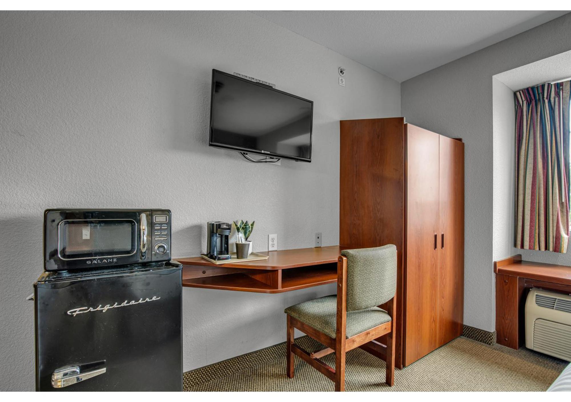בנטונוויל The Block Hotel מראה חיצוני תמונה
