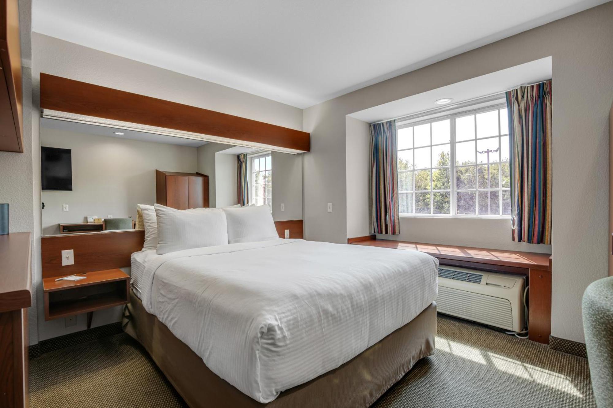 בנטונוויל The Block Hotel מראה חיצוני תמונה