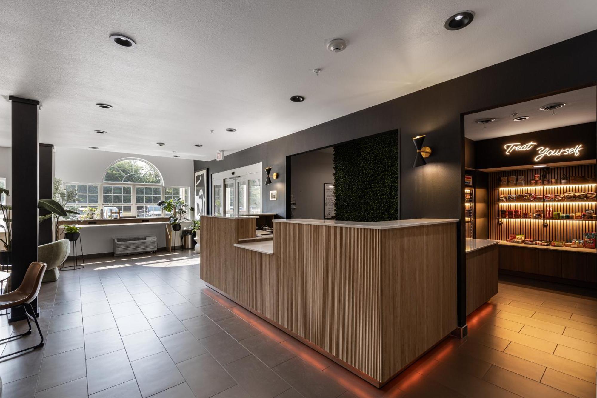 בנטונוויל The Block Hotel מראה חיצוני תמונה